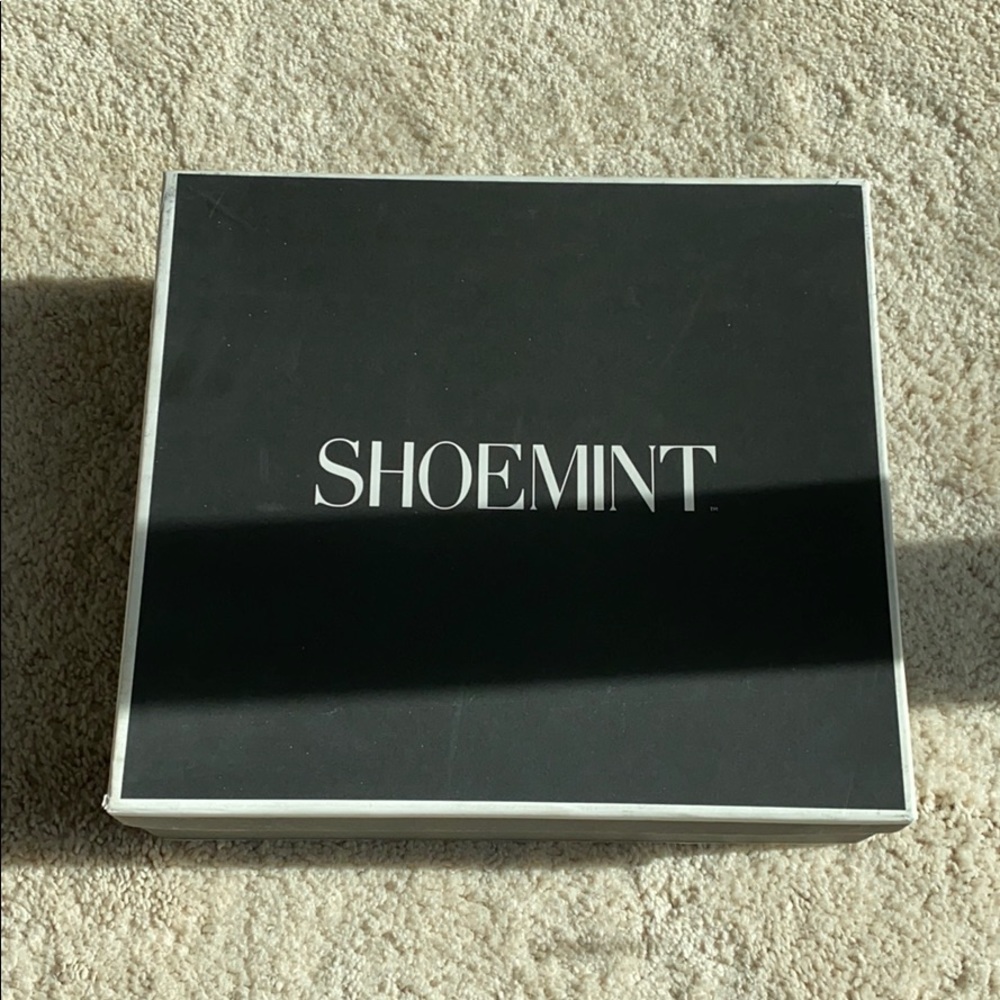 Shoes - Picture 6 of 6